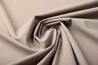 Silnější funkční úplet v béžové barvě MOR0072