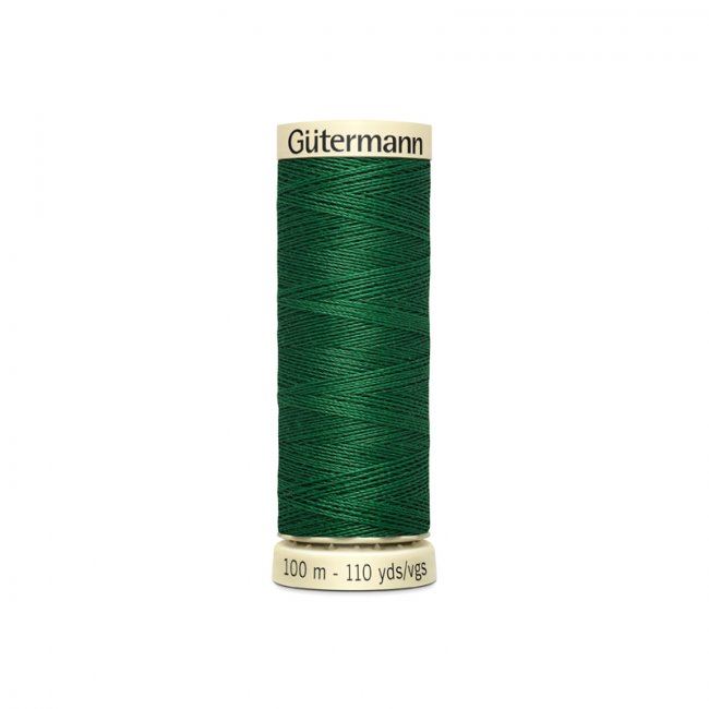Univerzální šicí nit Gütermann v zelené barvě 237