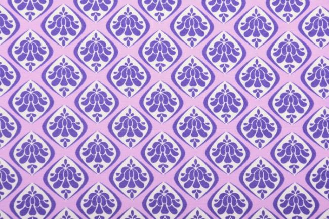 Bavlněný úplet s Oeko-Tex v lila barvě s potiskem ornamentů 131.556/3002