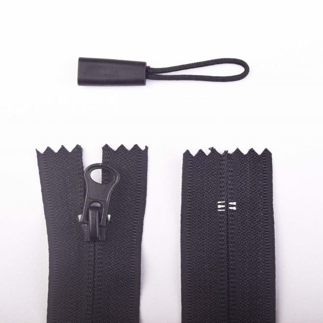 Reverzní spirálový zip v černé barvě 16 cm I5Z0-16V-332