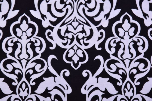 Strečový úplet v černé barvě se vzorem ornamentů 2302/069