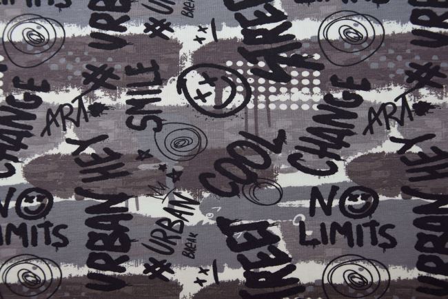 Bavlněný úplet v šedé barvě potiskem slov S1775R-1053