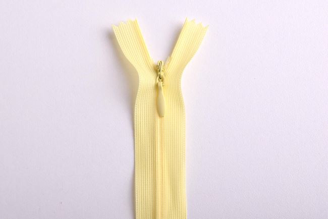 Skrytý zip ve žluté barvě 20cm I-3W0-20-107