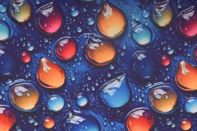 Softshell v modré barvě s digitálním potiskem kapek 24448/008