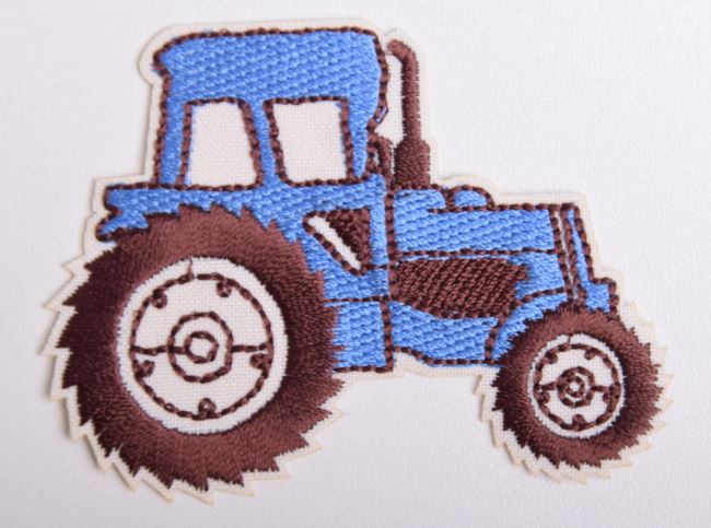 Nažehlovací nášivka s motivem modrého traktoru K-H20-TM