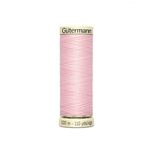 Univerzální šicí nit Gütermann v jemné růžové barvě 659