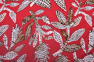 Viskózový úplet v červené barvě s potiskem listů 22124/016