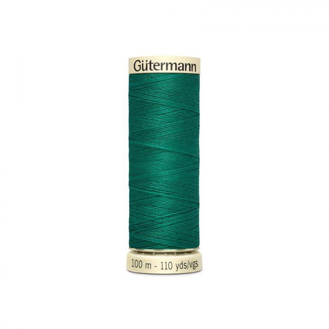 Univerzální šicí nit Gütermann v zelené barvě 167