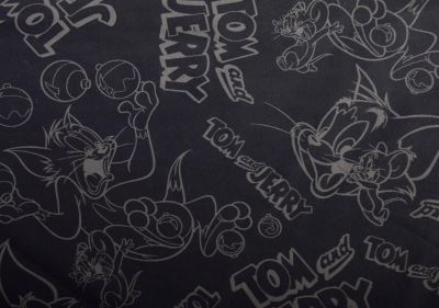 1 m bavlněného úpletu v černé barvě s potiskem Tom a Jerry DS-KUP60