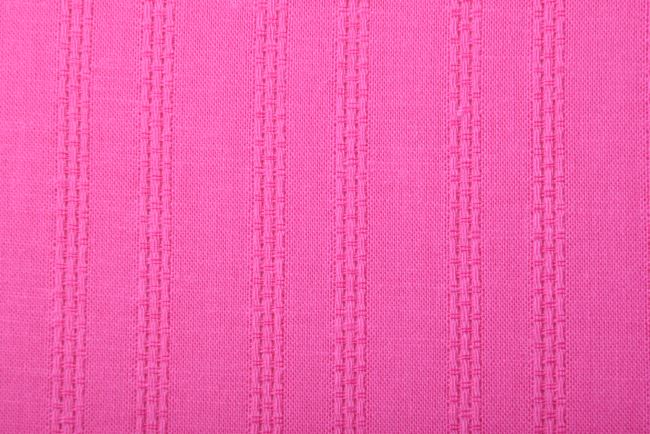 Bavlněná látka v růžové barvě s ozdobným vzorem pruhů PAR165
