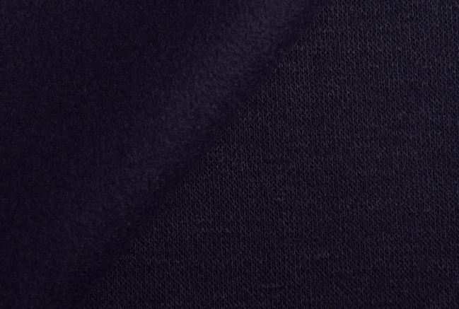 Počesaná pletenina v tmavě modré barvě Q22251-008