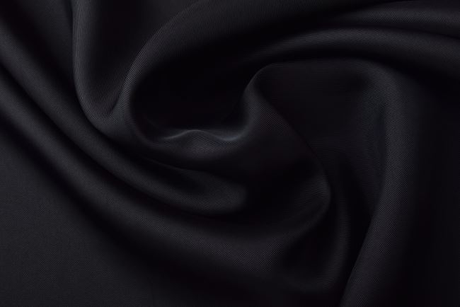 Cupro v černé barvě s leskem Q11448-002