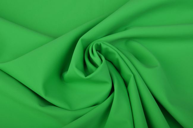 Funkční úplet v zelené barvě MO070257