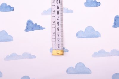 Bavlněný úplet ve smetanové barvě s potiskem obláčků 22323/051 (2)