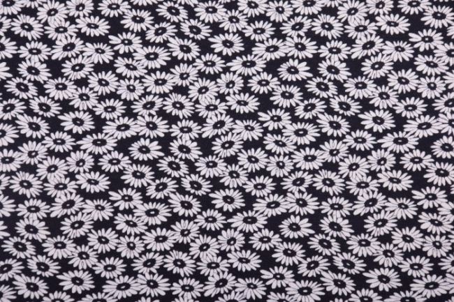 Viskózový úplet v černé barvě s bílými květy 87759/042