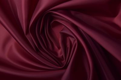 Podšívka polyesterová v tmavě vínové barvě 0160/401