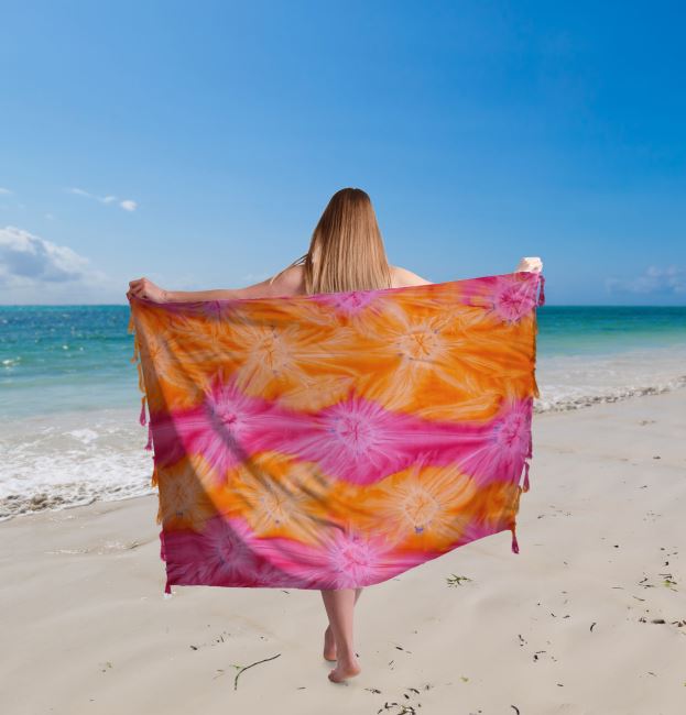 Pareo/sarong z Bali s kokosovou sponou s batikovaným růžovo oranžovým vzorem BALI53