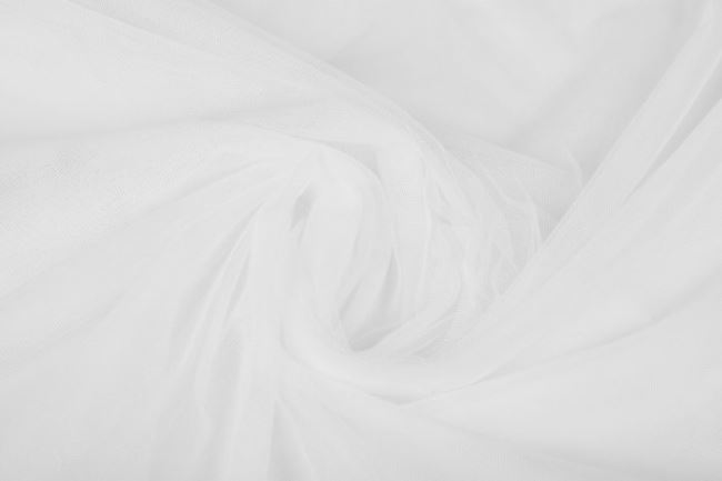 Jemný tyl v bílé barvě 330-61206