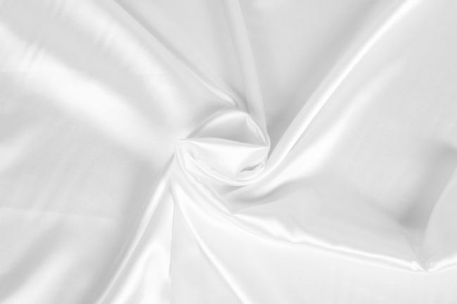 Svatební satén v bílé barvě PL0141/001