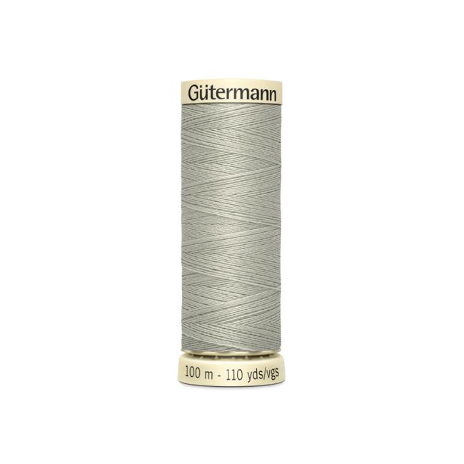 Univerzální šicí nit Gütermann ve světle šedé barvě 633