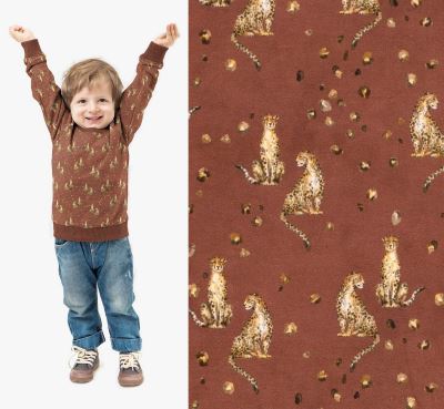 Teplákovina French Terry v cihlové barvě s digitálním potiskem levharta 18925/056