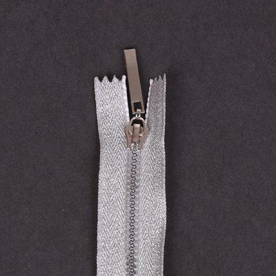 Kostěný stříbrný zip 16cm I-3KD-16XS-031