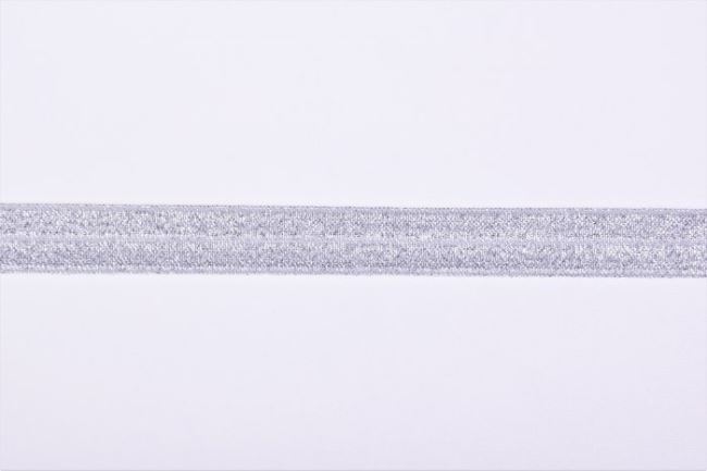 Stříbrná lemovací gumička 1,5 cm 41084