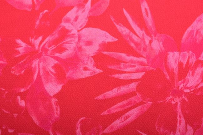 Halenkovina v červené barvě s růžovými květy 8N395/021