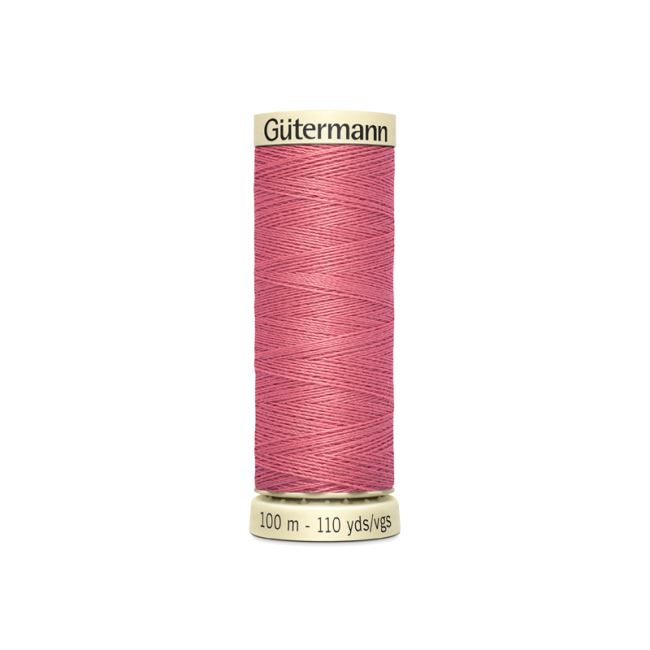 Univerzální šicí nit Gütermann v tmavě růžové barvě 984