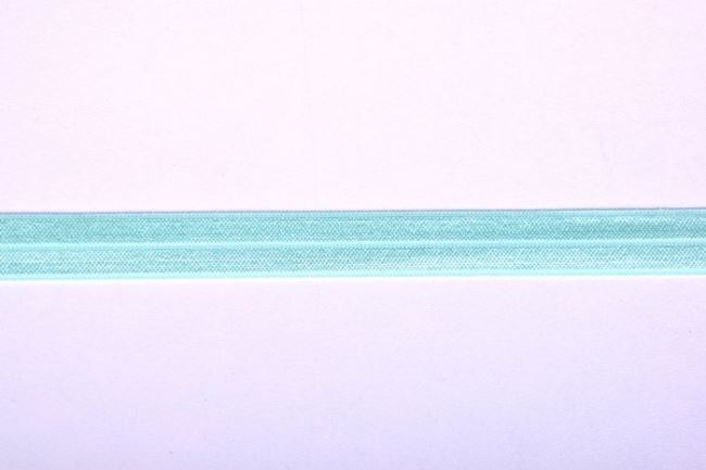 Lemovací gumička ve světle mentolové barvě 1,5 cm široká 43531