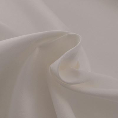 Bavlněné plátno ve smetanové barvě 0370/020