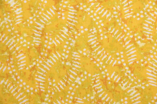 Viskóza ve žluté barvě s abstraktním potiskem 18901/570