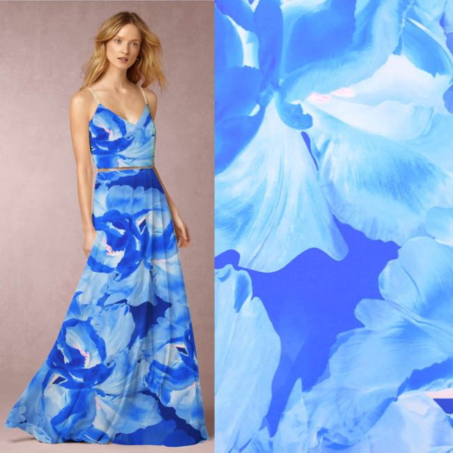 Umělé hedvábí Silky v modré barvě s digitálním potiskem květin CS12719G