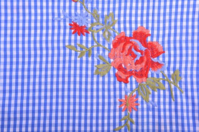 Bavlna se vzorem modrého pepita a vyšitých růží 14980/630