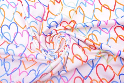 Bavlněný úplet ve smetanové barvě s digitálním potiskem srdíček 211242.0001 (3)