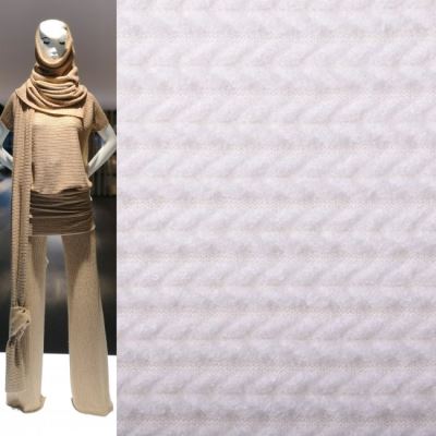 Pletenina smetanové barvy s copánky 0844/020