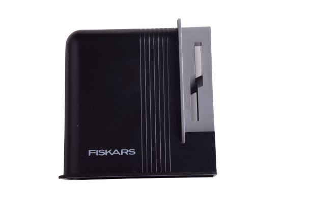 Ostřič nůžek Clip-Sharp od Fiskars 1005137