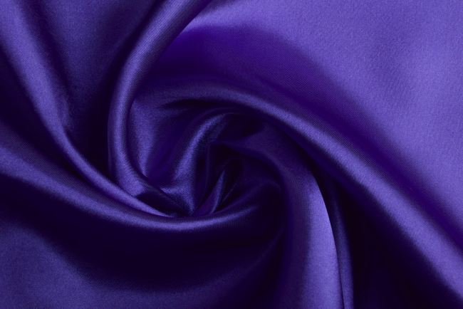 Satén v tmavě fialové barvě 0141/820