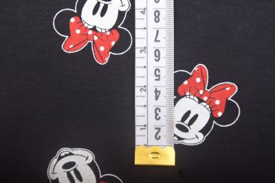 1 m viskózový úplet v černé barvě s potiskem Minnie DS-KUP83 (1)