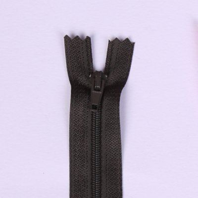 Spirálový zip v barvě tmavě khaki 14cm I-3C0-328