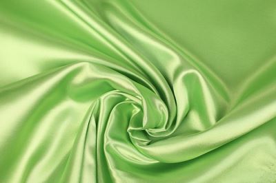 Satén hráškově zelený 0141/315