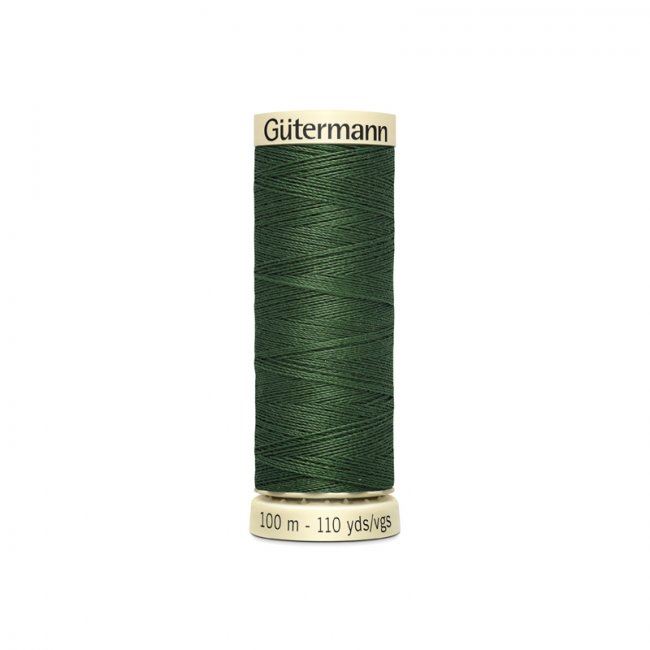Univerzální šicí nit Gütermann v zelené barvě 561
