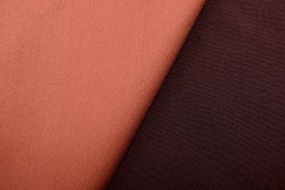 Korzetový satén v rezaté barvě TI183