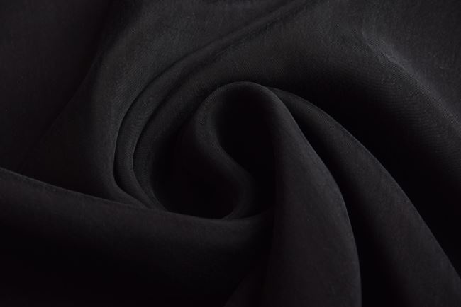 Cupro s příměsí bavlny v černé barvě se sametovným povrchem QT005